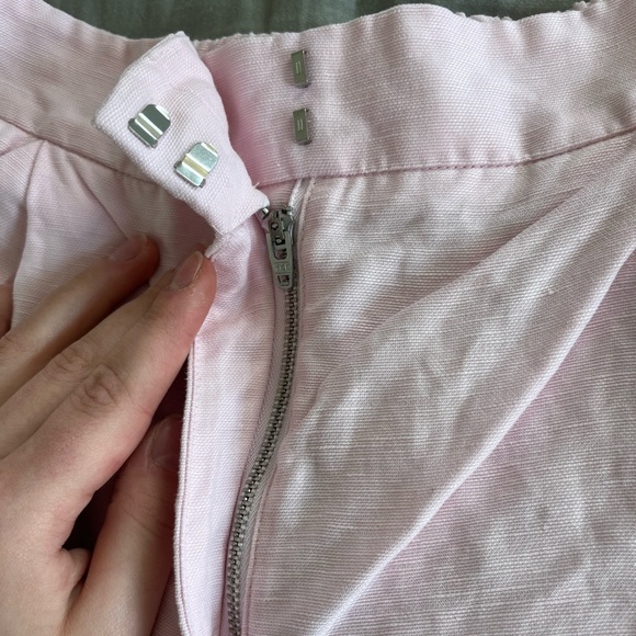 WILFRED LIGHT PINK LINEN SHORTS - Picture 2 of 4